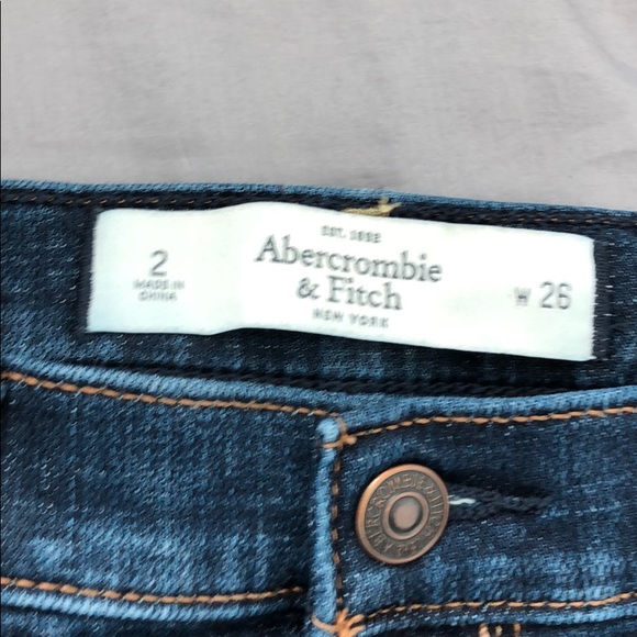 Abercrombie & Fitch - short - Picture 3 of 3